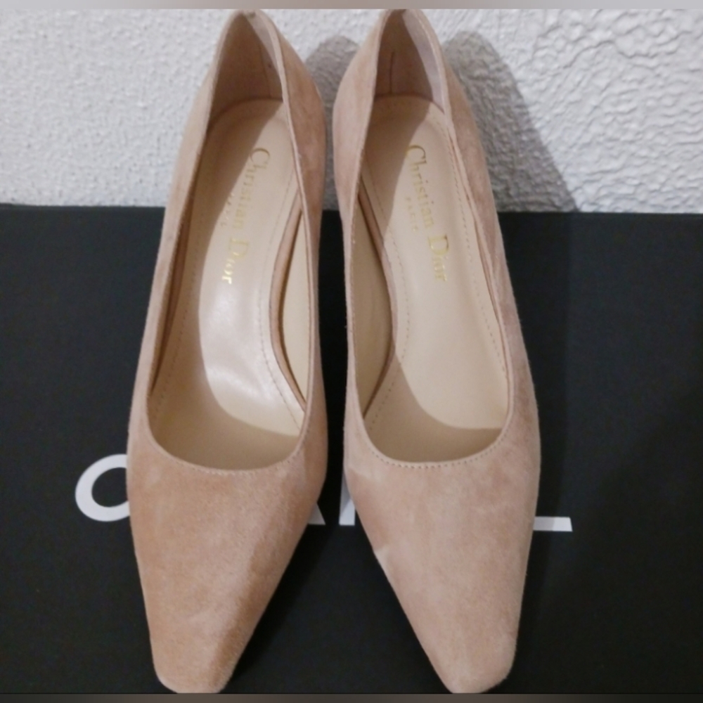 Dior Women's Tan Suede Pumps